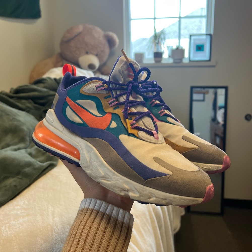 Nike React Air270s